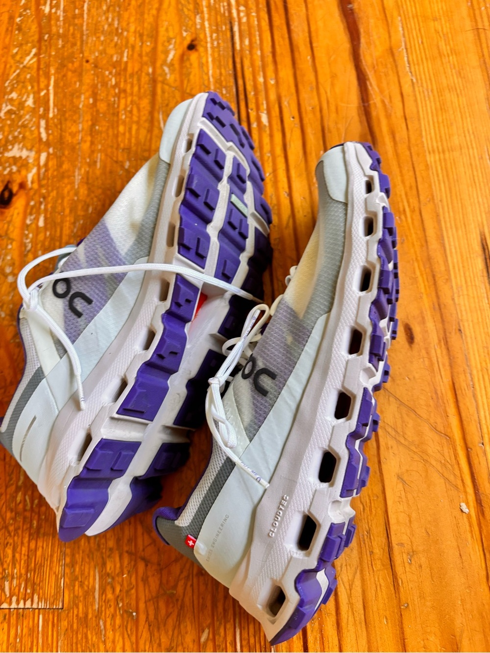 On Running  Cloudsurfer Sneakers - frost - mineral